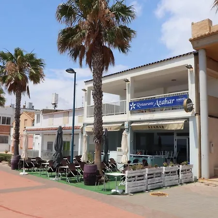 Hébergement de vacances Casa Familiar En Primera Linea De Playa Con Piscina Puzol